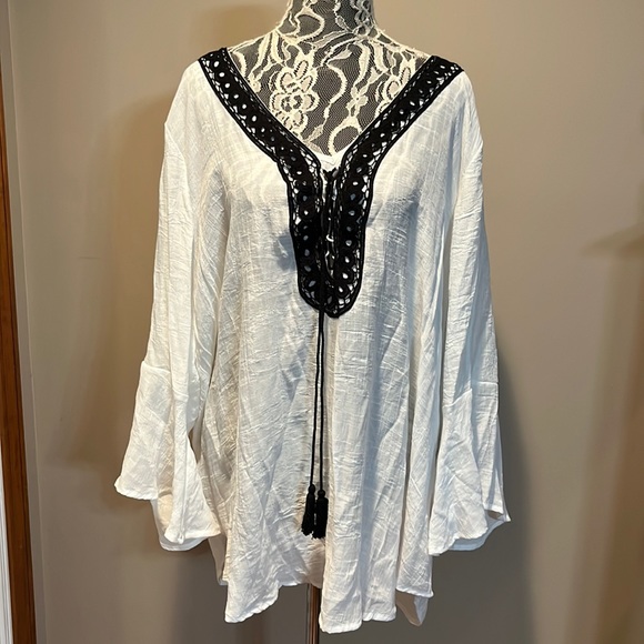 Spense Tops - Spense Woman Brand New Top with Tags!